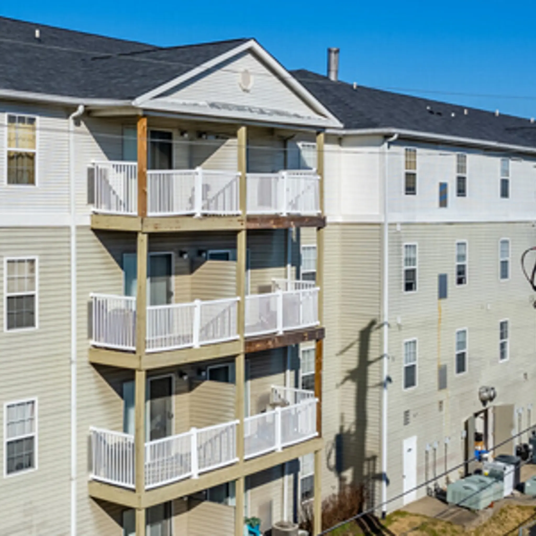 Home Argyle Avenue Apartments splash